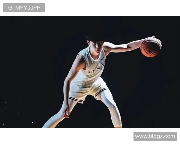 原帅的崛起之路:从默默无闻到备受瞩目的篮球新星 原帅的崛起之路:从默默无闻到备受瞩目的篮球新星